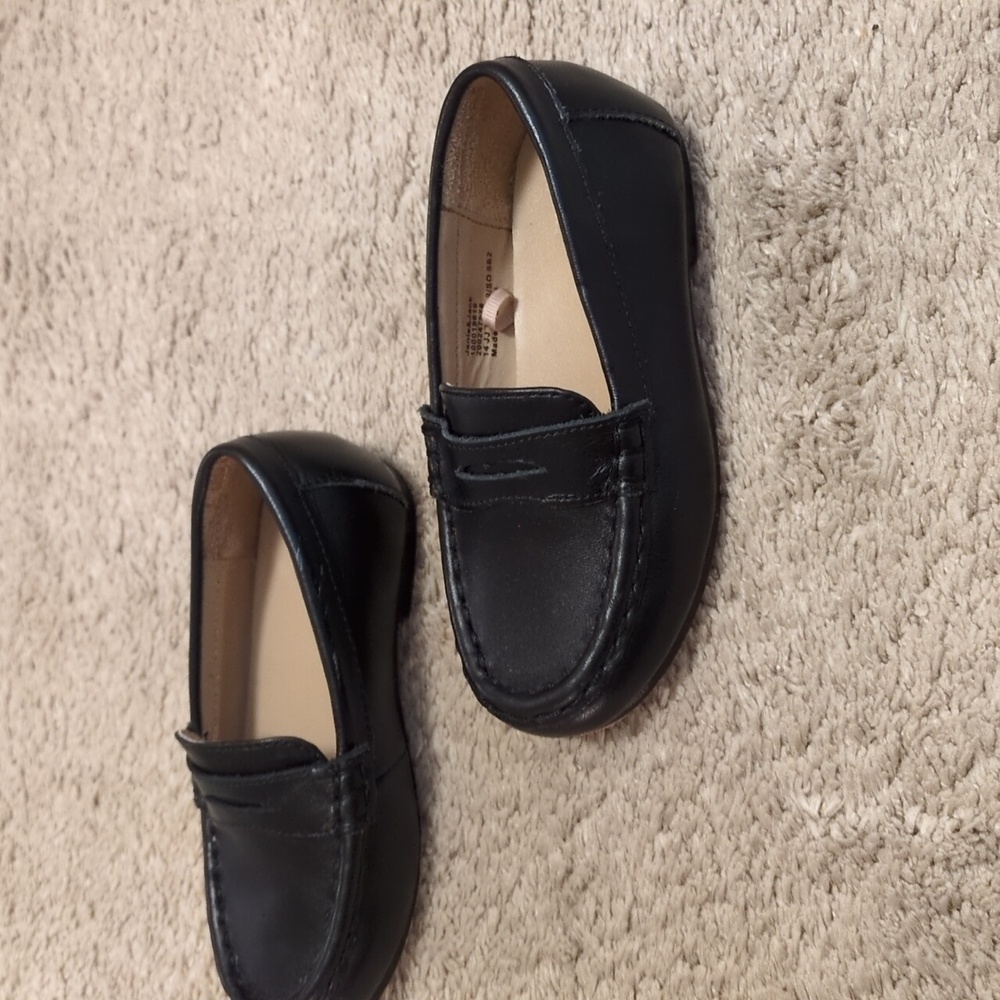Janie Jack black size 8 loafers. Dress shoes - Picture 4 of 7